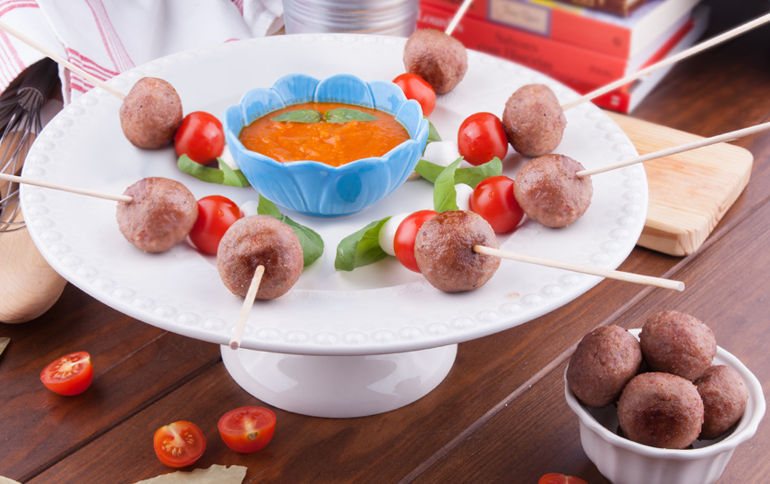 espetinhos-almondegas-receita-wide